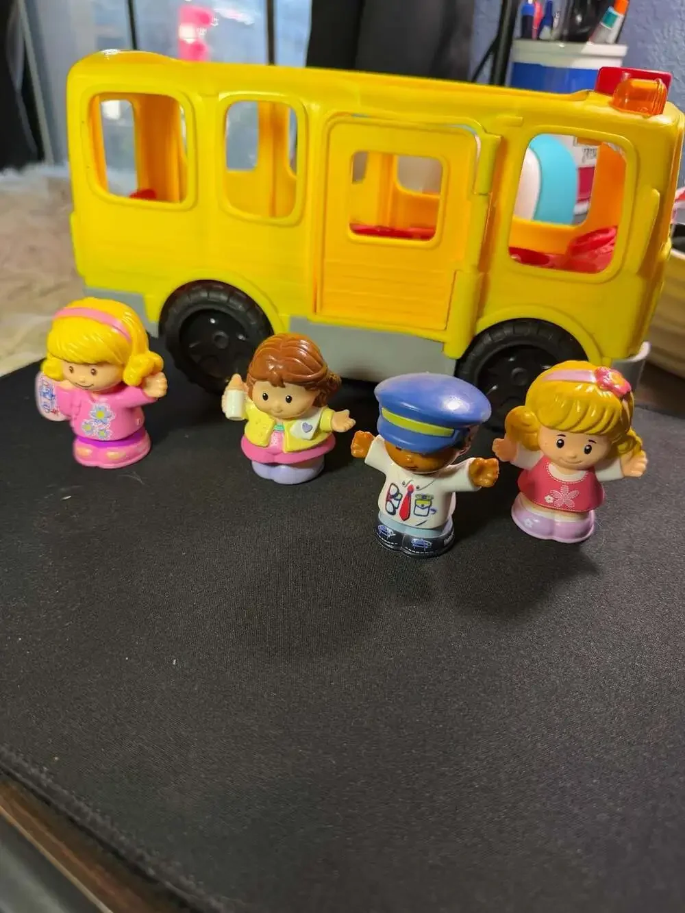 Fisher-Price Little People Sit with Me School Bus with Figures